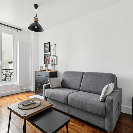 Chic And Comfortable Studio Downtown Apartment *